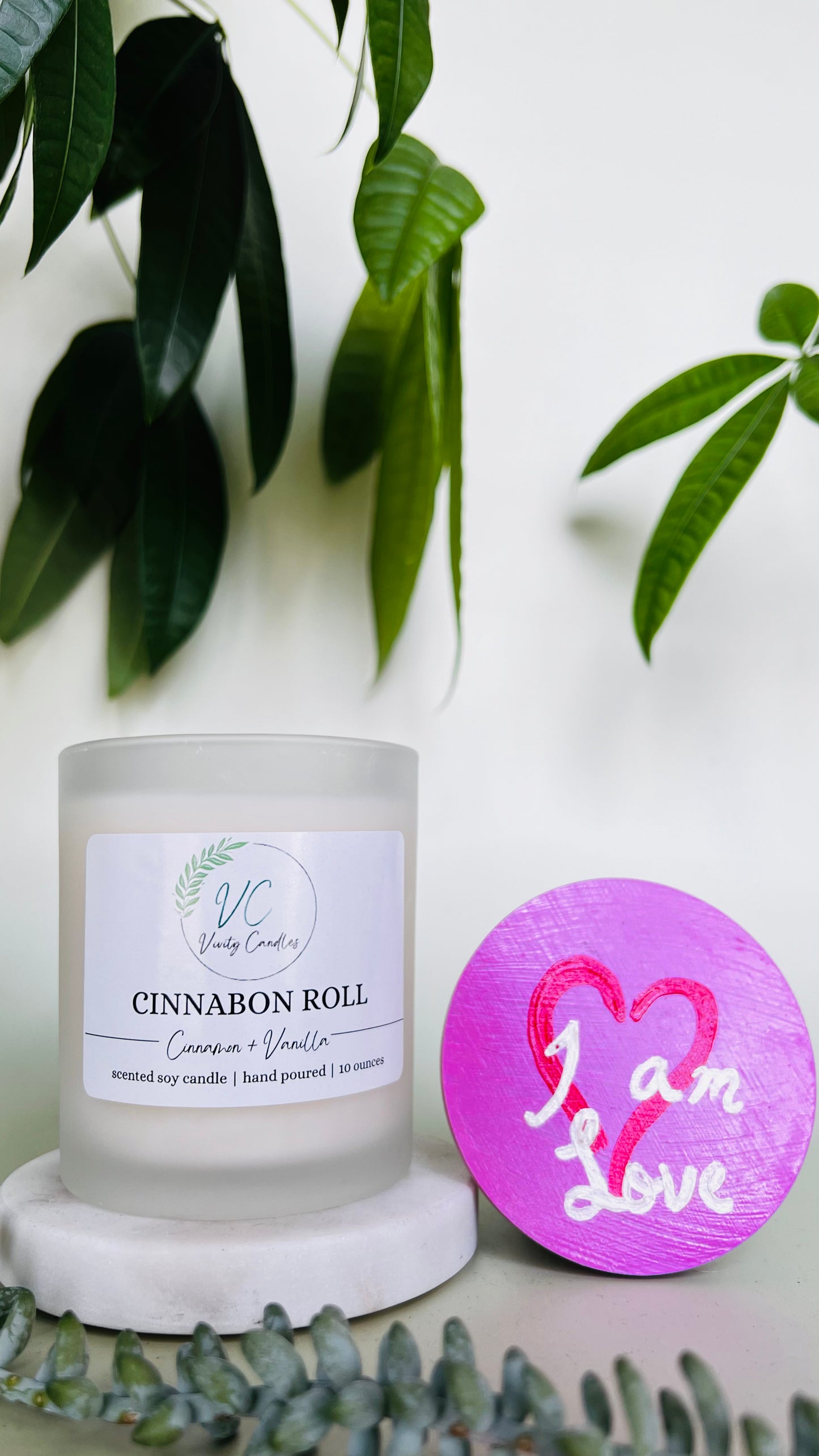 Cinnabon Roll Candle